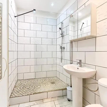 Hyper Centre - Wifi - *